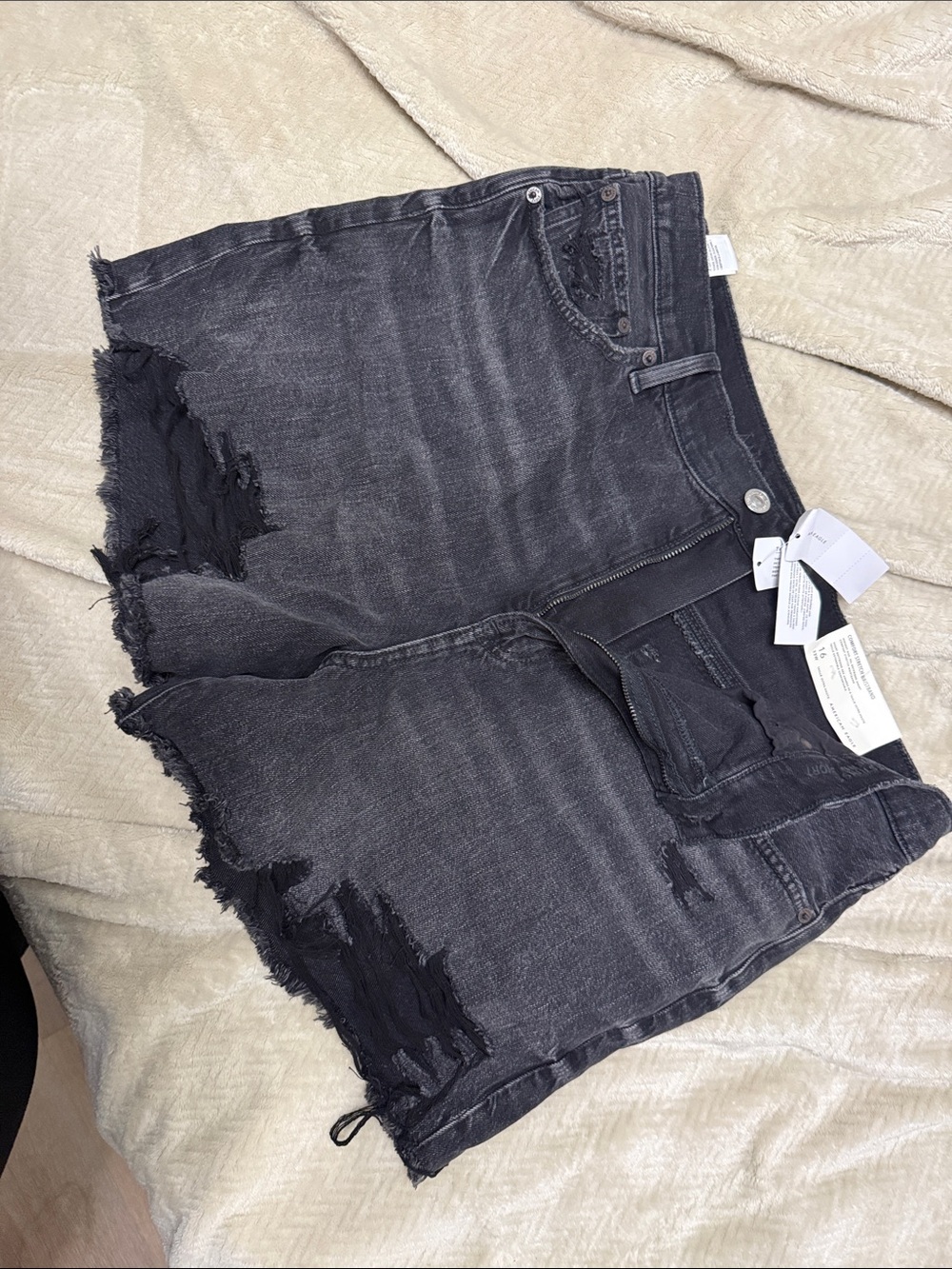 Never worn NWT size 16 American Eagle Outfitters Black Distressed Denim Shorts